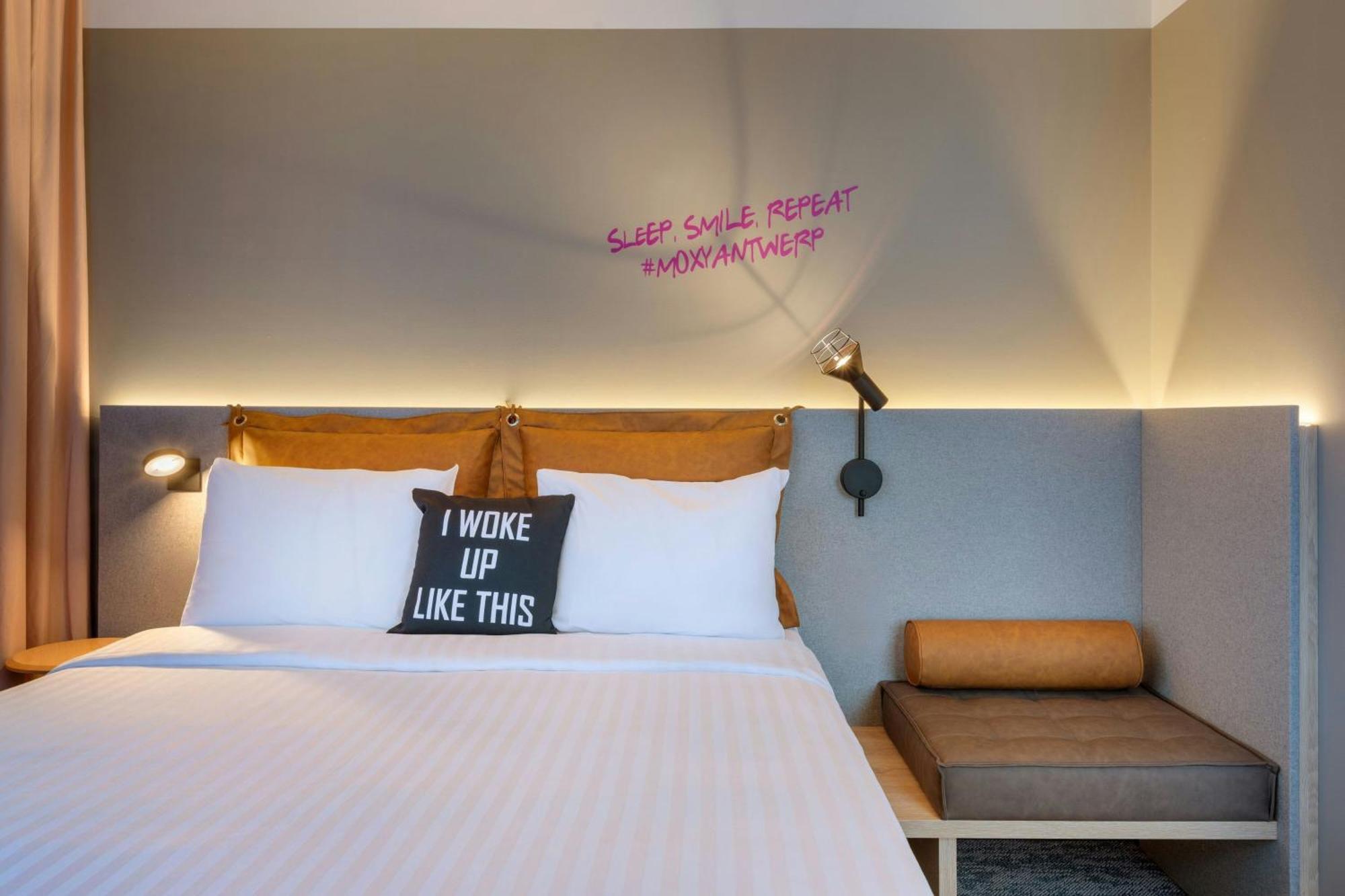 Moxy Antwerp Hotel Exterior foto