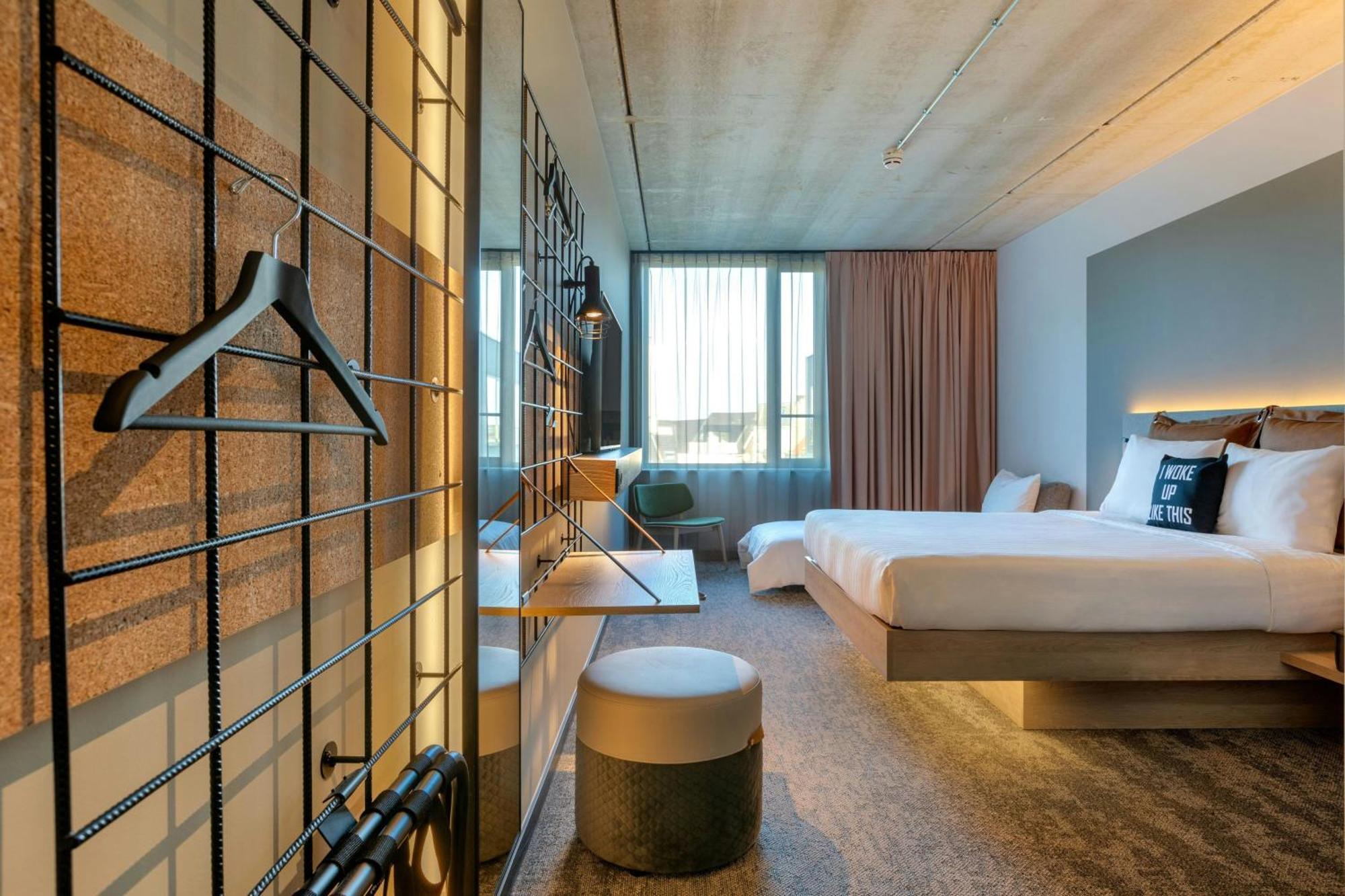 Moxy Antwerp Hotel Exterior foto